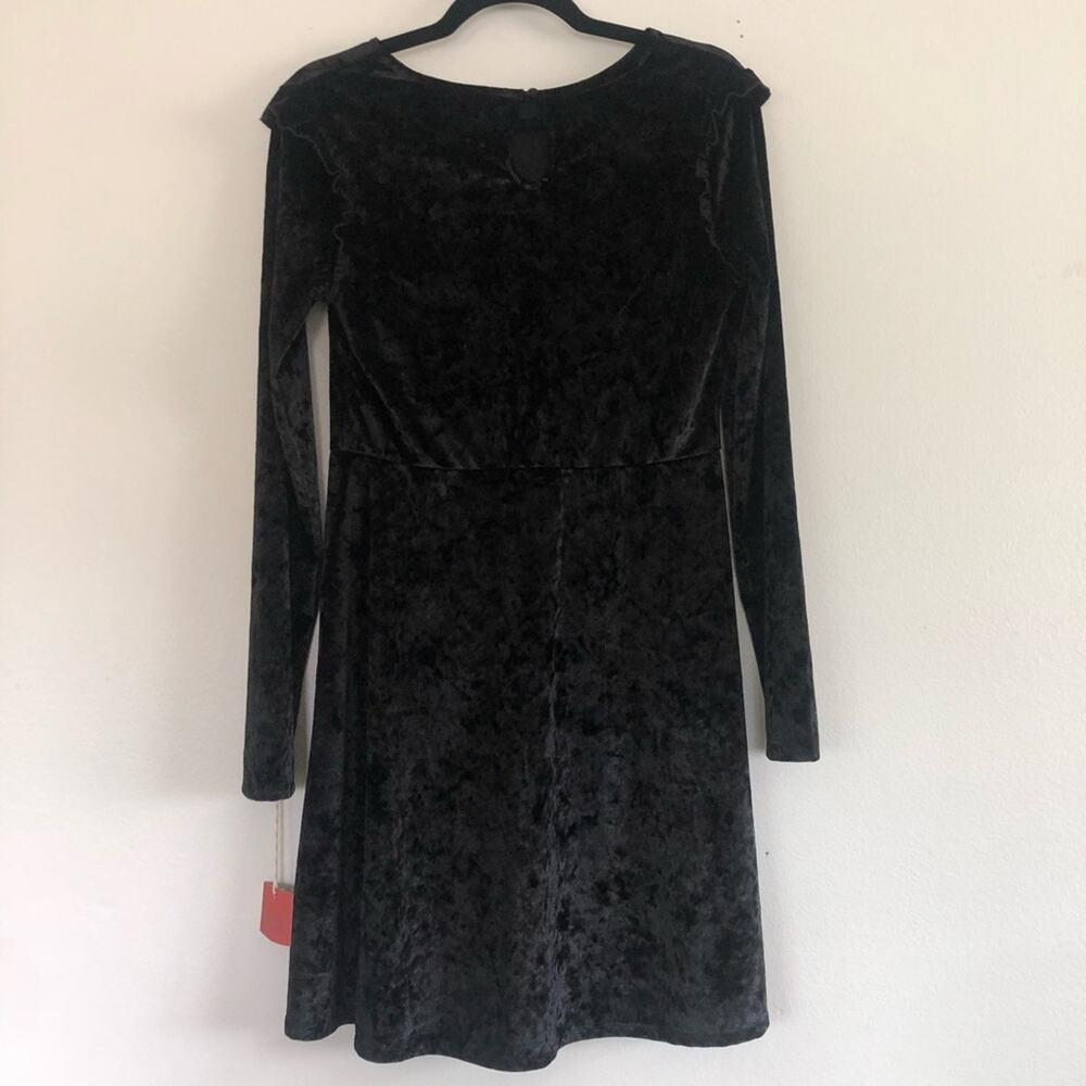 NWT Mossimo Velvet Long Sleeve Dress Ruffle - Picture 4 of 8